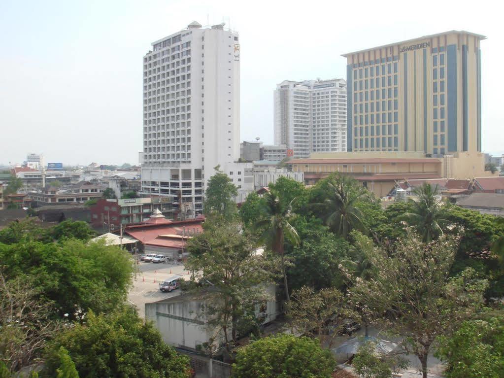 Chiang Mai Mansion Hotel Exterior photo